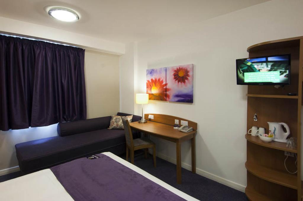 Premier Inn Leicester Fosse Park Exteriör bild