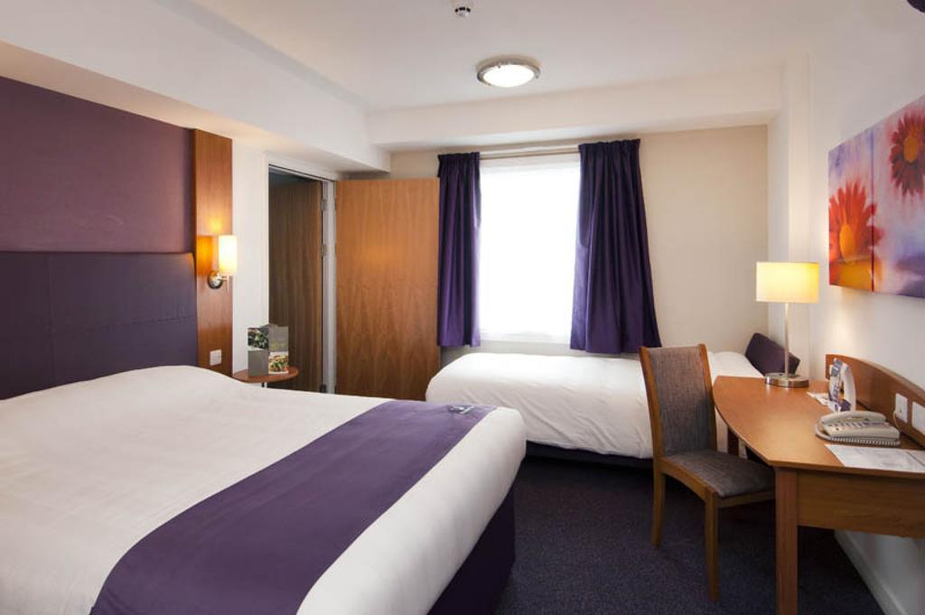 Premier Inn Leicester Fosse Park Exteriör bild