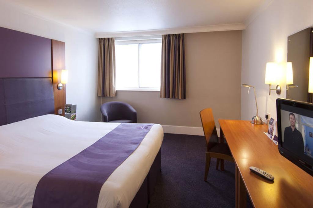 Premier Inn Leicester Fosse Park Exteriör bild