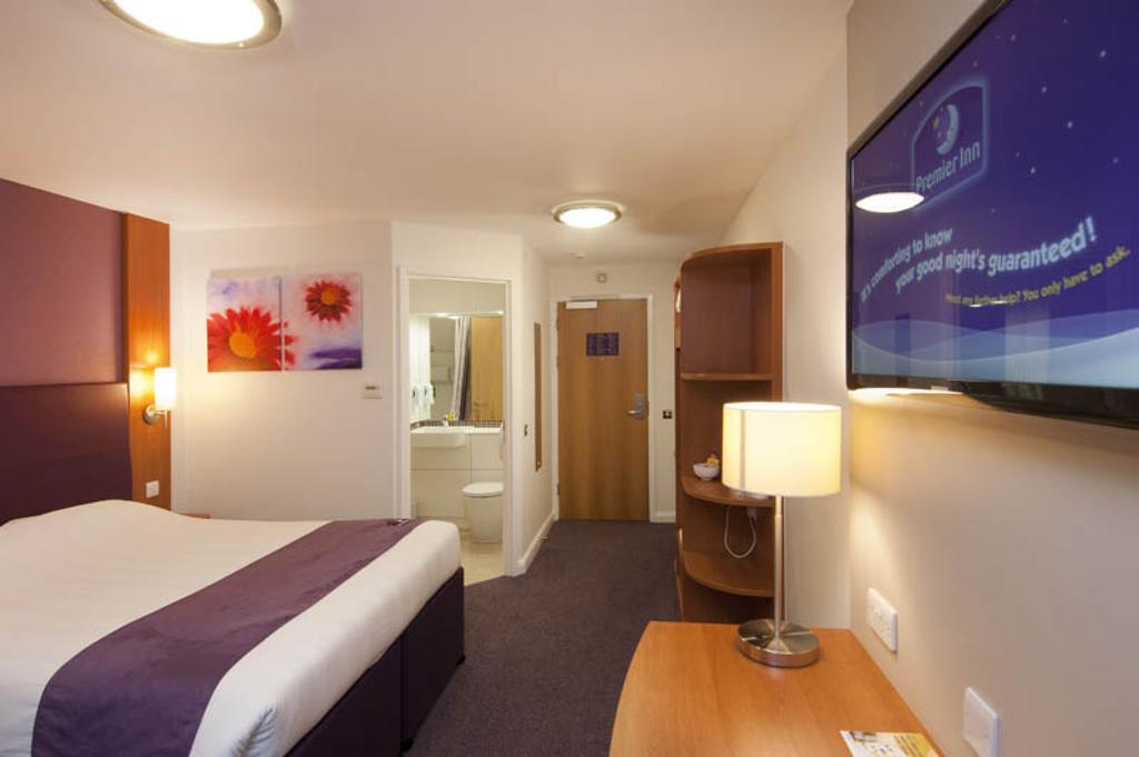 Premier Inn Leicester Fosse Park Exteriör bild