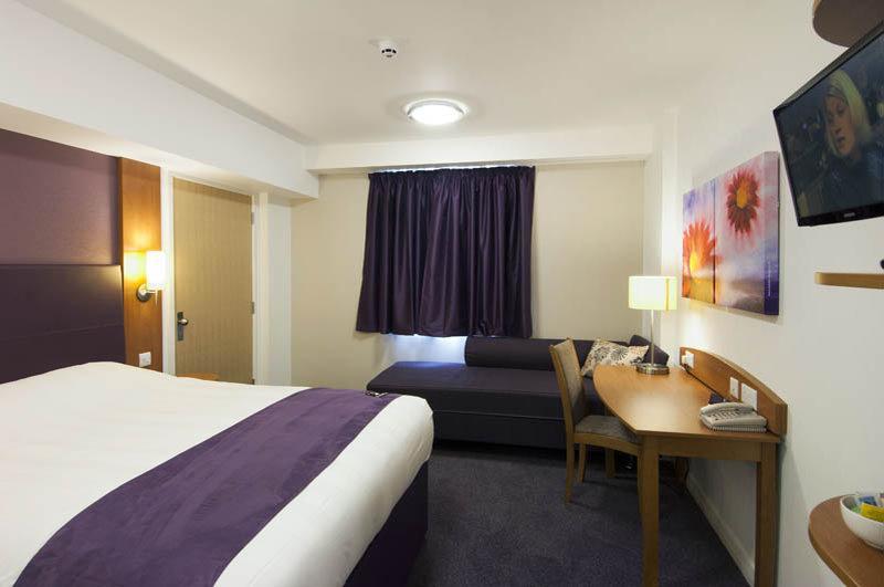 Premier Inn Leicester Fosse Park Exteriör bild